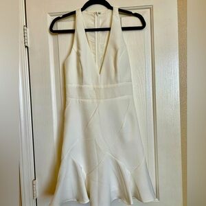 Flirty white dress 🤍